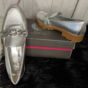 EUC Vince Camuto Silver Loafer